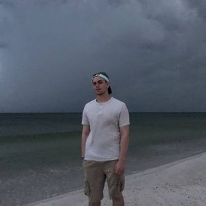 Meet your Posher, Kyle